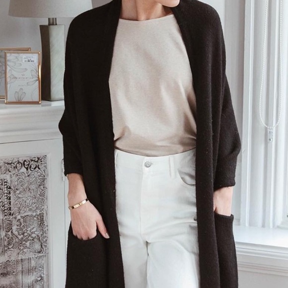 Baby Soft Alpaca Cape - Picture 3 of 4